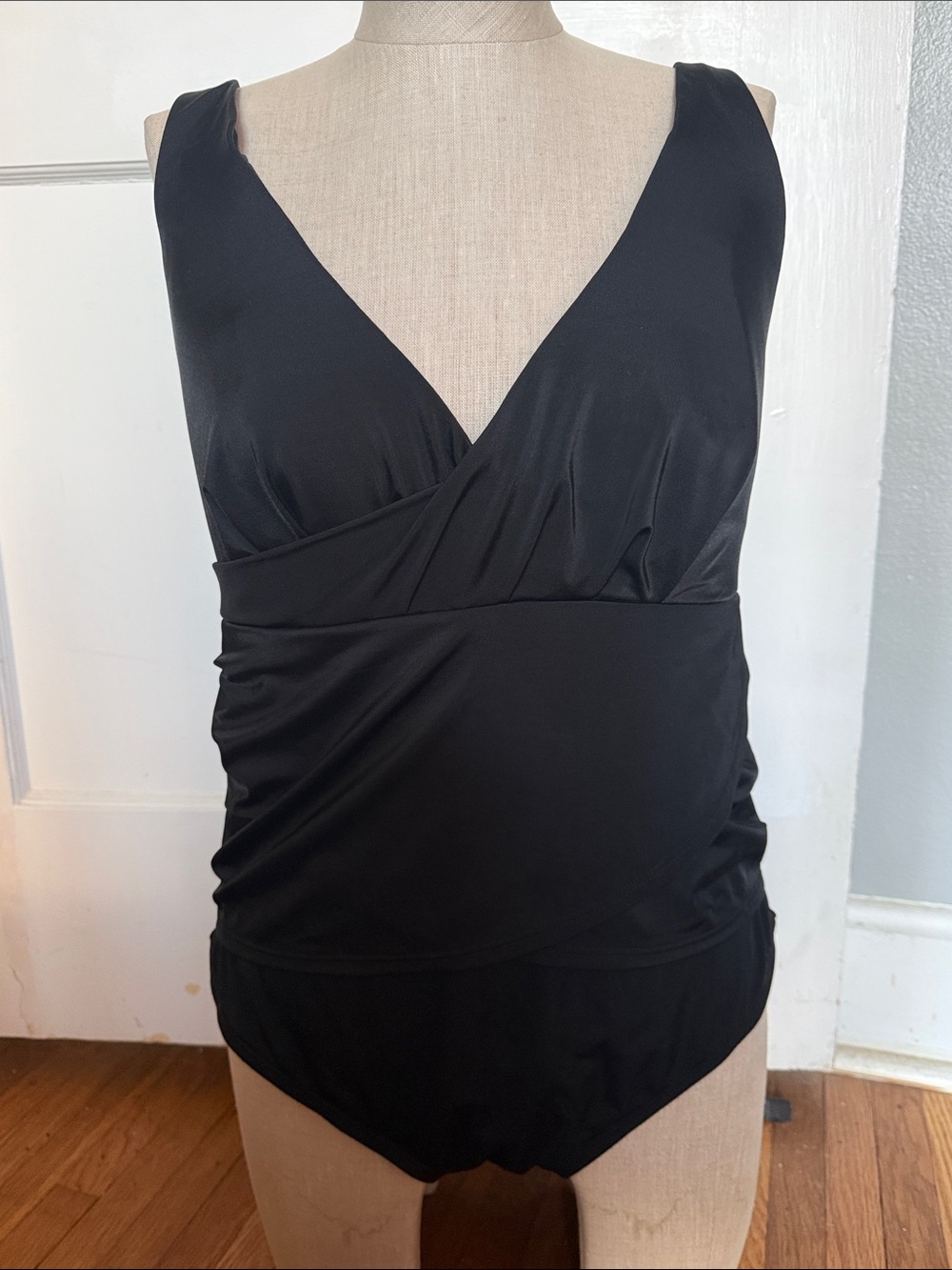 Classic Black V-Neck One-Piece Swimsuit NWT SIZE 14